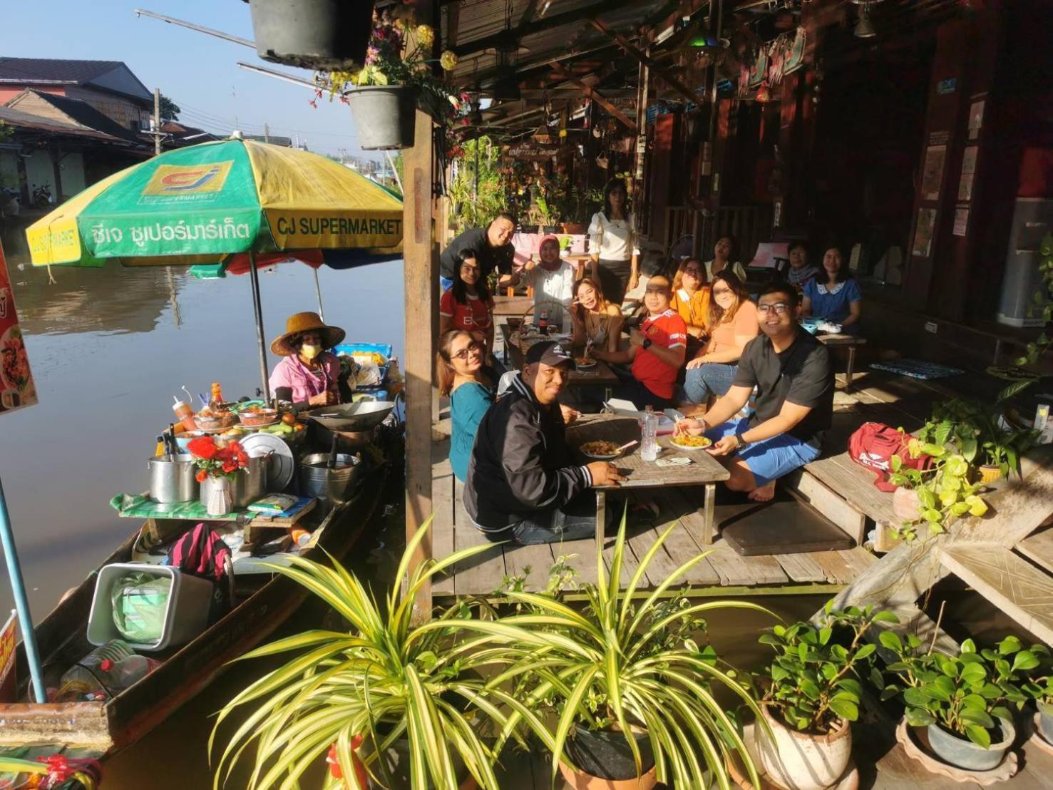 Ban Mae Arom Apartment Amphawa Exterior photo