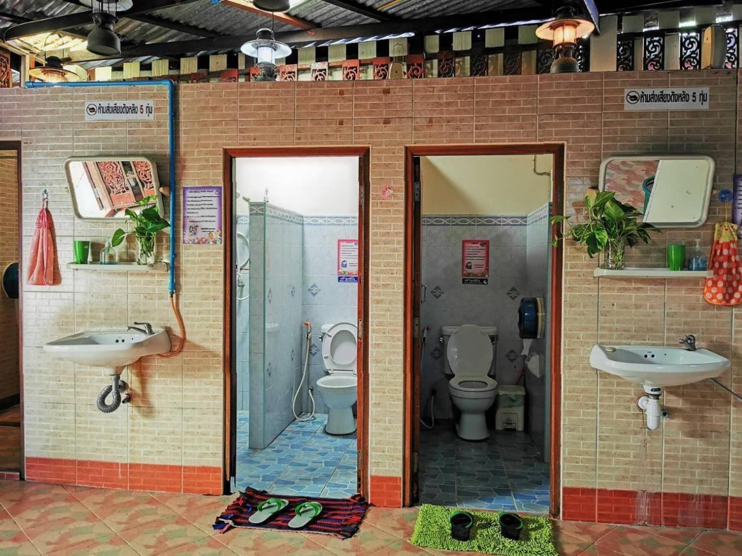 Ban Mae Arom Apartment Amphawa Room photo